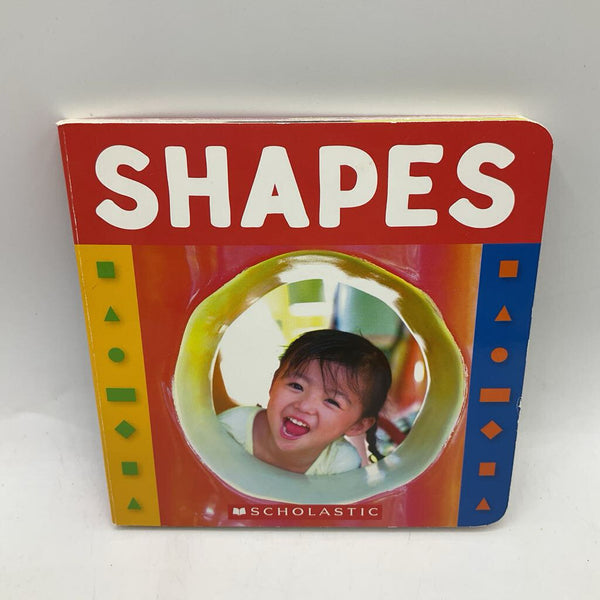 Shapes (boardbook)