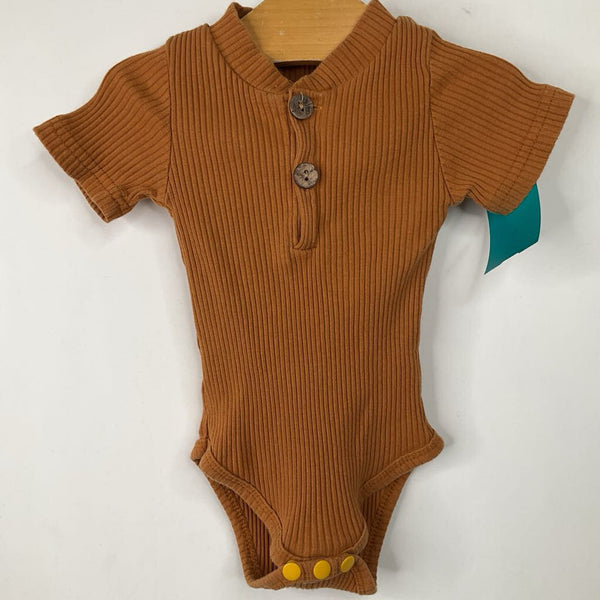 Size 6-12m: Brown Onesie