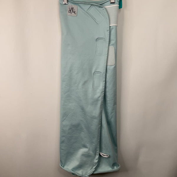 Size O/S: The Ollie Blue Swaddle