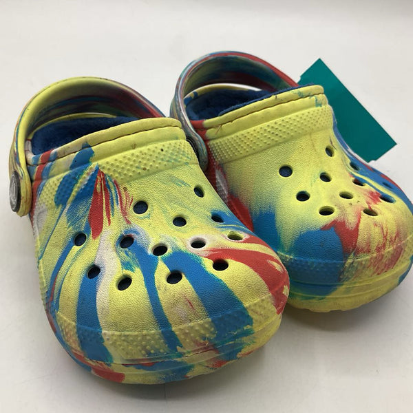 Size 5: Crocs Yellow Tie Dye Lined Adjustable Strap Crocs