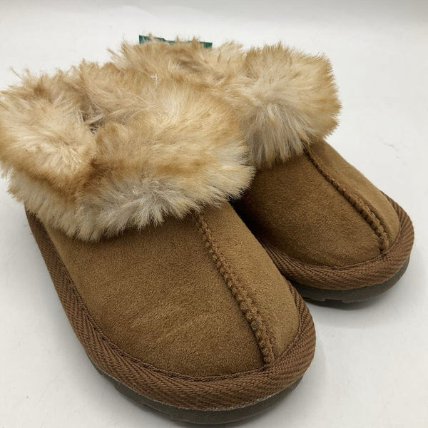 Size 6: Brown Fur Slippers