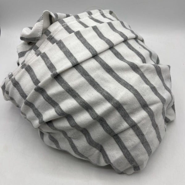 Bonnie Vie Grey/White Striped Wrap Baby Carrier