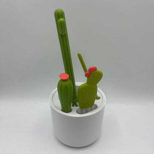 Bottle Cleaning Cactus Set