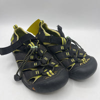 Size 1Y: Keen Black/Green Toggle/Velcro Strap Sandals