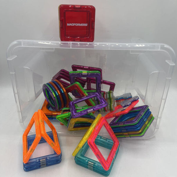 Bin Of Assorted Magaformers Magnetic Building Tiles
