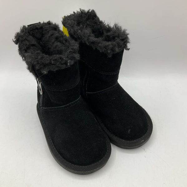 Size 6: Ugg Black Fuzzy Zip-Up Boots