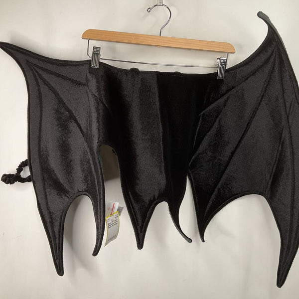 Size O/S: Hanna Andersson Black Plush Bat Wings