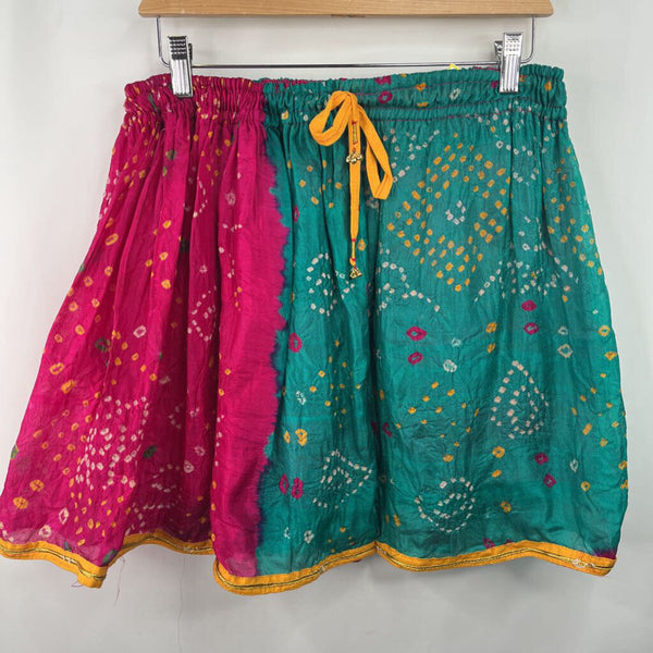 Size OS: Pink /Green Colorful Skirt