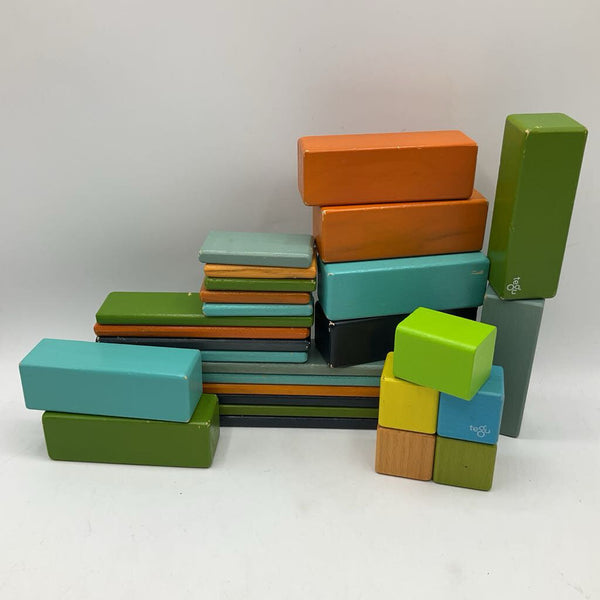 Assorted Tegu 28pc Wooden Magnetic Blocks