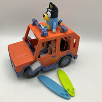 Bluey Car w/Surfboards
