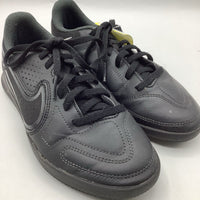 Size 2Y: Nike Black Lace-Up Sneakers