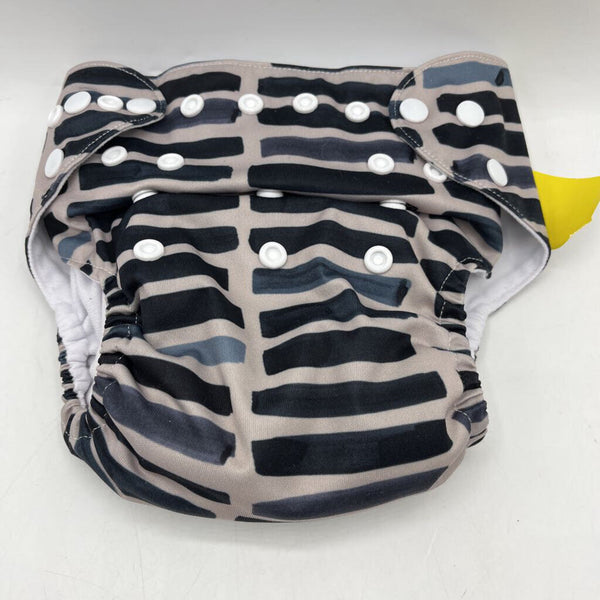 Size O/S: Nora's Nursery Grey/Blue Striped Adjustable Snap Diaper