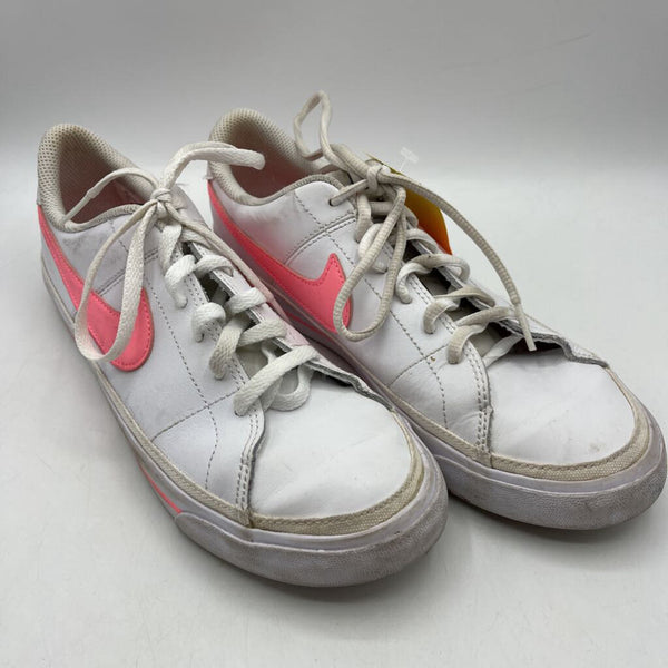 Size 5.5Y: Nike White/Pink Lace-Up Sneakers