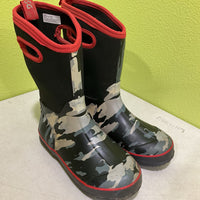 Size 6Y: Bogs Black/Red Camo Insulated Rain Boots
