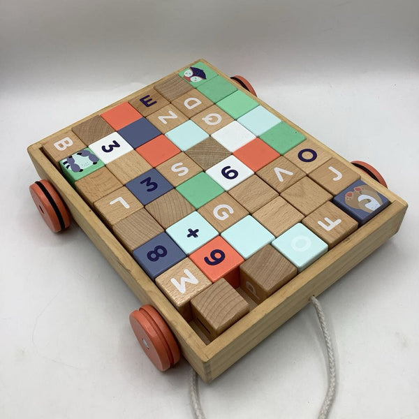 Moover Wooden Pull Along Blocks