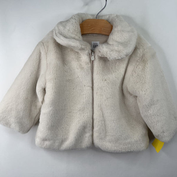 Size 12-18m: Gap White Fuzzy Zip-Up Coat