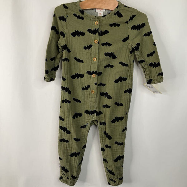Size 18m: Cat & Jack Green/Black Bat Romper