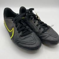 Size 1Y: Nike Black/Yellow Lace-Up Soccer Cleats