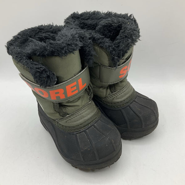 Size 6: Sorel Green/Black Velcro Strap Snow Boots