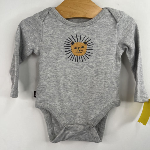 Size 0-3m: Tea Grey Lion Print Long Sleeve Onesie