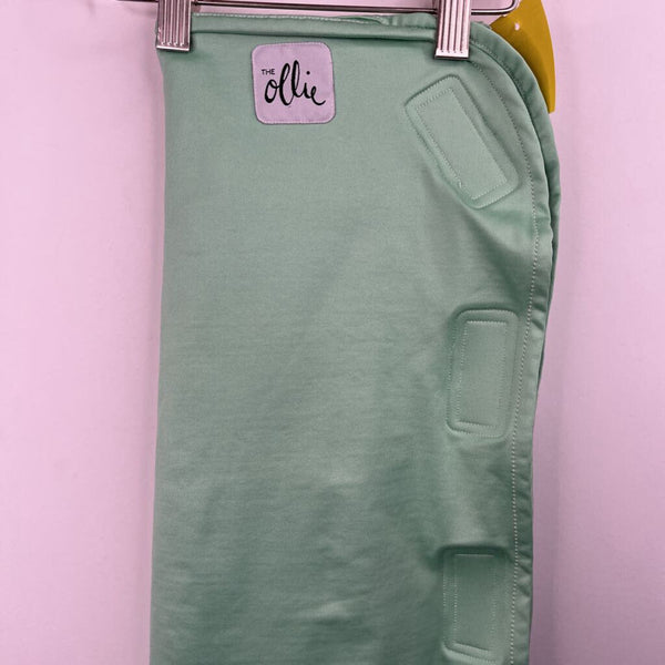 Size O/S: The Ollie Green Swaddle