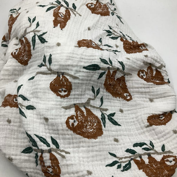 Clemintine Kids White Sloth Print Fitted Crib Sheet