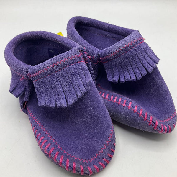 Size 5: Minnetonka Purple Leather Moccasins