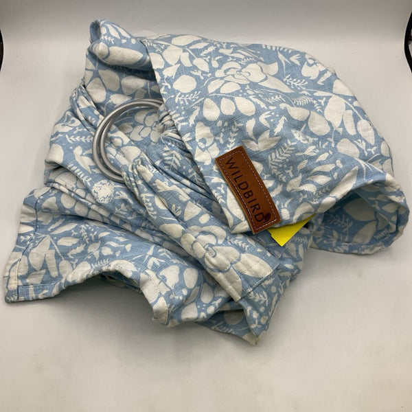 Wild Bird Blue/White Floral Ring Carrier