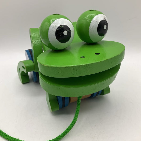 Melissa & Doug Green Wooden Pull Along Frog
