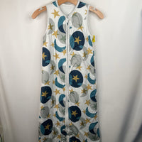 Size XL: Totaha White/Blue Moon & Stars Print Sleepsack