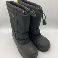 Size 1Y: Kamik Black Toggle Strap Snow Boots