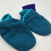 Size 6-12m: Patagonia Blue Fleece Slippers