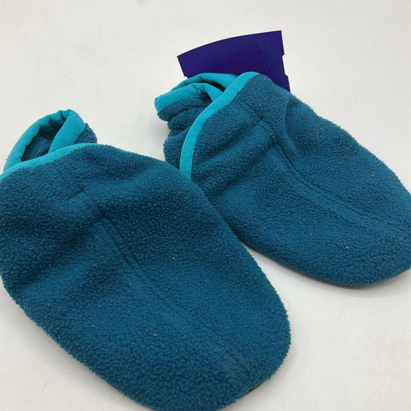 Size 6-12m: Patagonia Blue Fleece Slippers