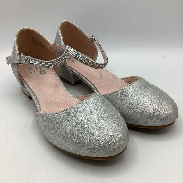 Size 1Y: Silver Sparkly Velcro Strap Heels