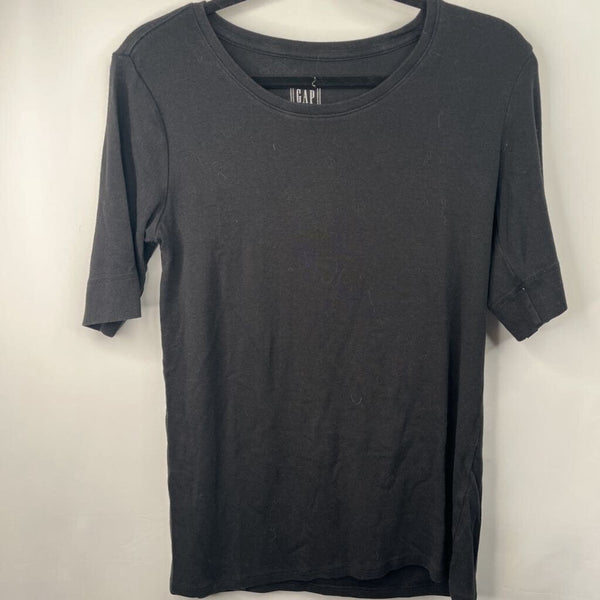 Size L: Gap Black T-Shirt