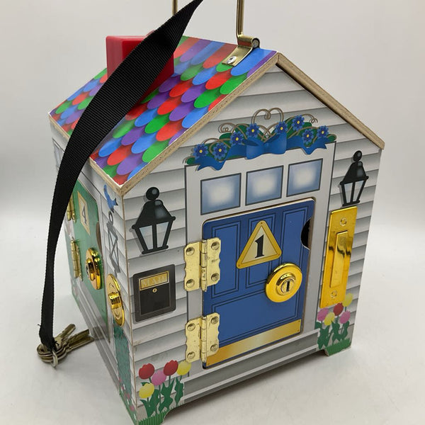 Melissa & Doug Take-Along Wooden Doorbell Dollhouse