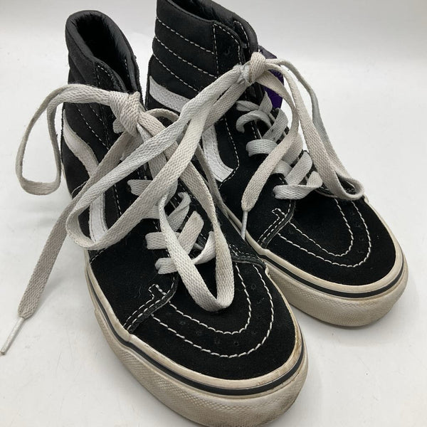 Size 1.5Y: Vans Black/White Lace-Up Sneakers