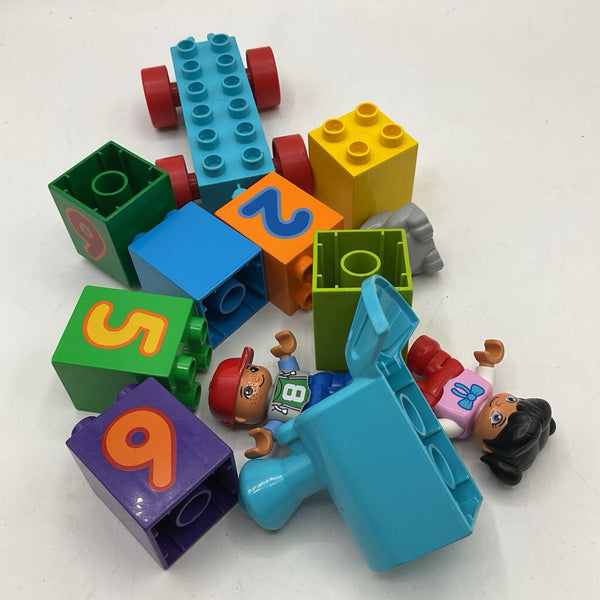 1 Gallon Bag Of Assorted Duplos