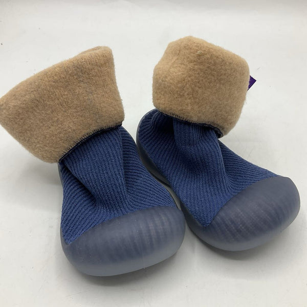 Size 3-4: Blue Rubber Sole Slip-On Shoes