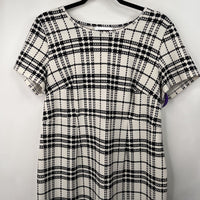 Size L: Motherhood Black/White Checkered Short Sleeve Dress