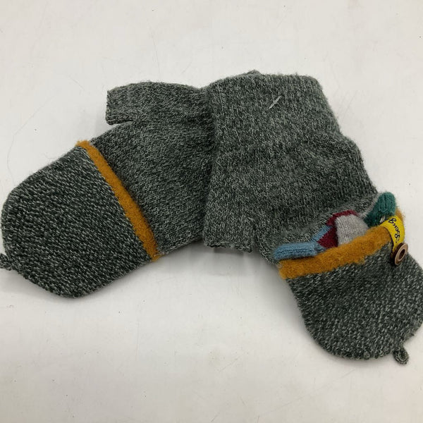Size S: Green Knitted Gloves/Mittens