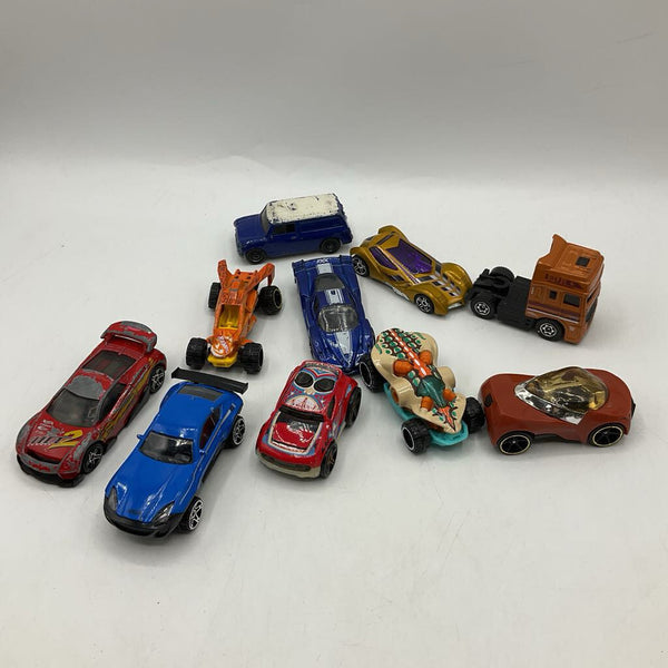 Small Bag Of Assorted Hot Wheels & Other Small Cars