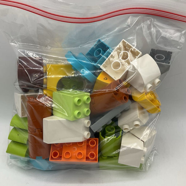 1 Gallon Bag Of Assorted Duplos