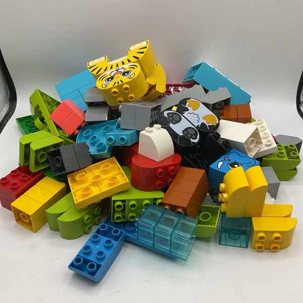 2 Gallon Bag Of Assorted Duplos