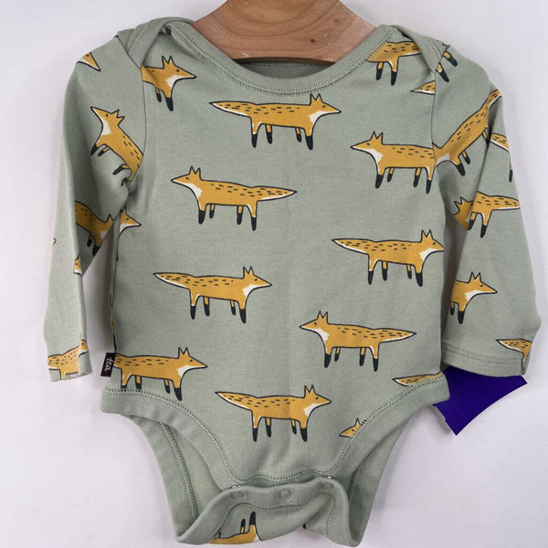 Size 6-9m: Tea Green Fox Print Long Sleeve Onesie