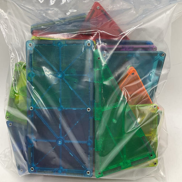Assorted 50pcMagnetic Building Tiles (Magnatiles, Playmax, Magformers ext...)