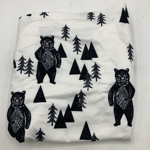 White/ Navy Bear Pattern Carseat/Nursing Cover