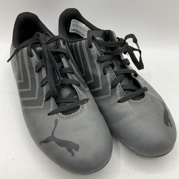 Size 5.5: Puma Grey/Black Cleats