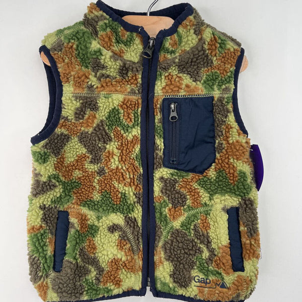 Size 12-18m: Gap Green Camo Fuzzy Zip-Up Vest