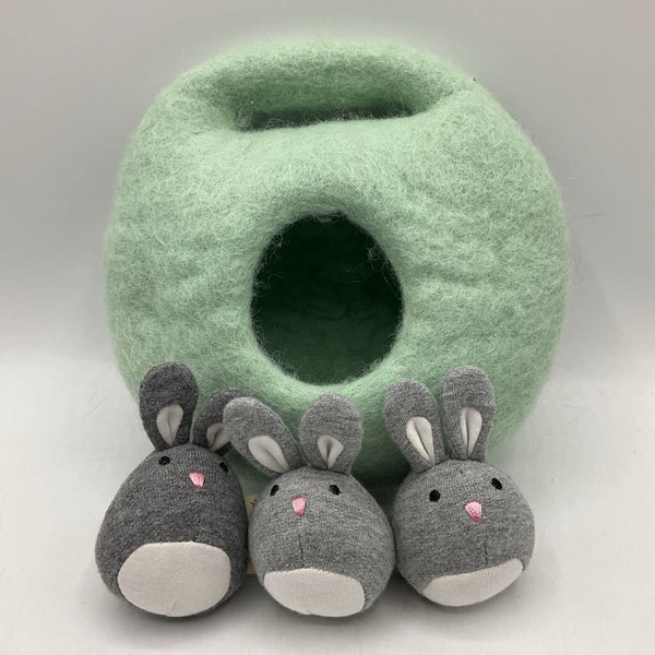 Lovevery Bunnies in a Felt Burrow